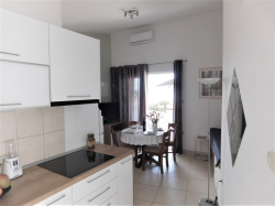 Apartamenty Roščić Podgora