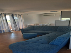 Apartamenty Apartmani troskot Vis (Wyspa Vis)