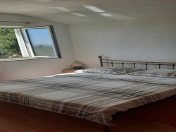 Apartamenty Apartmani troskot Vis (Wyspa Vis)