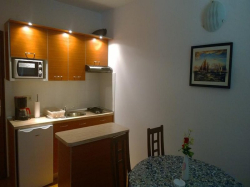 Apartmani Villa Jadranka  Omišalj (Otok Krk)