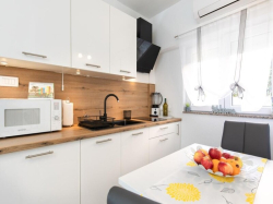 Apartmenthaus Myrta Krk (Insel Krk)